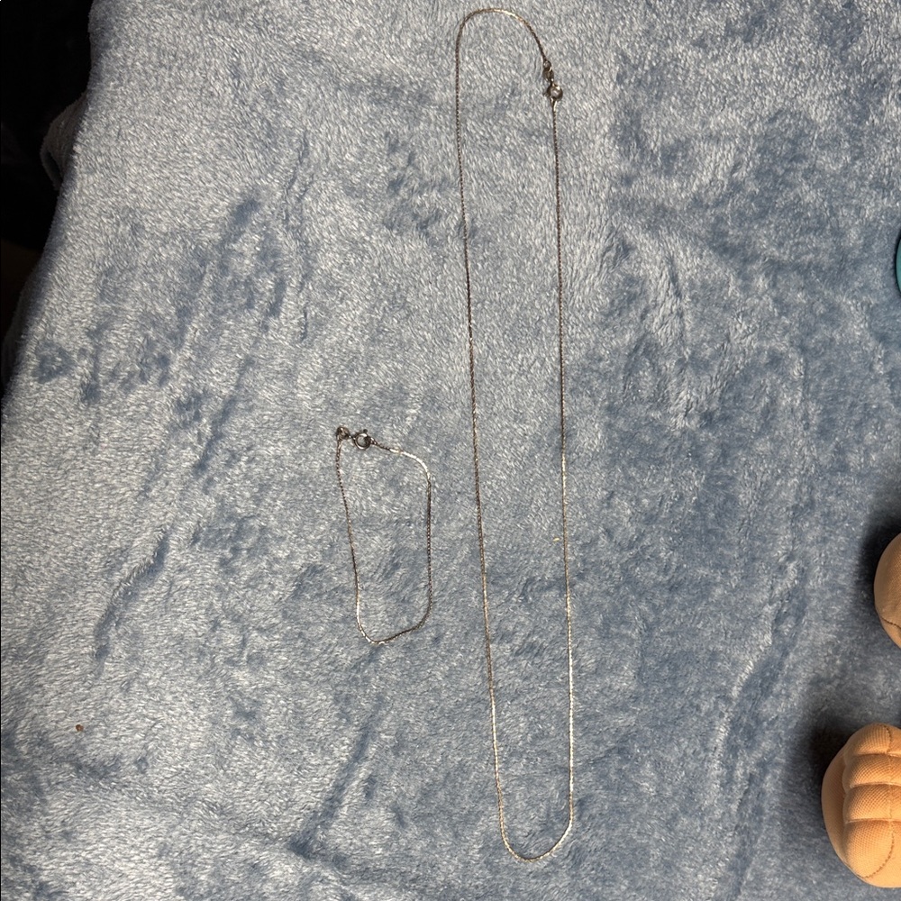 🚨 1 HR SALE Vintage Delicate Silver Chain Necklace & Bracelet Set made in Italy